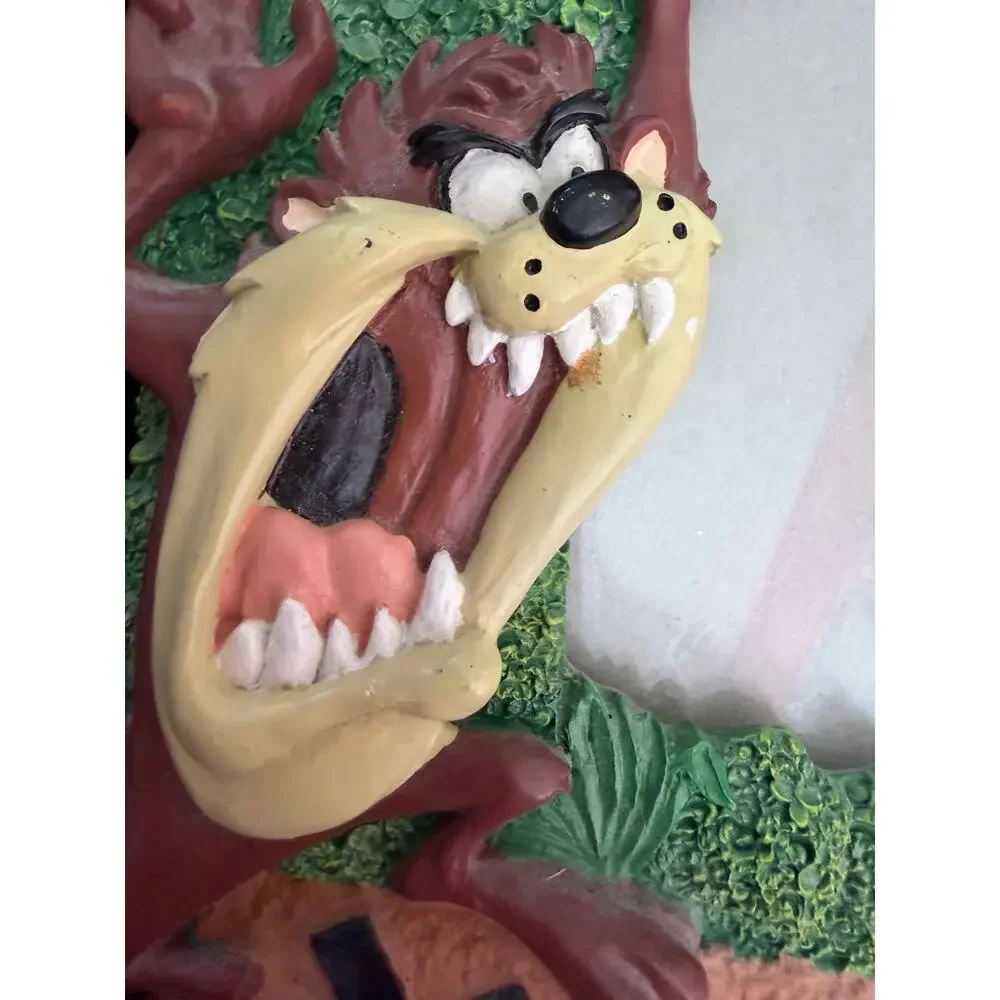 Warner Bros 1994 Bugs Bunny Taz 3D Picture Frame Tasmanian Devil Bucket Tree